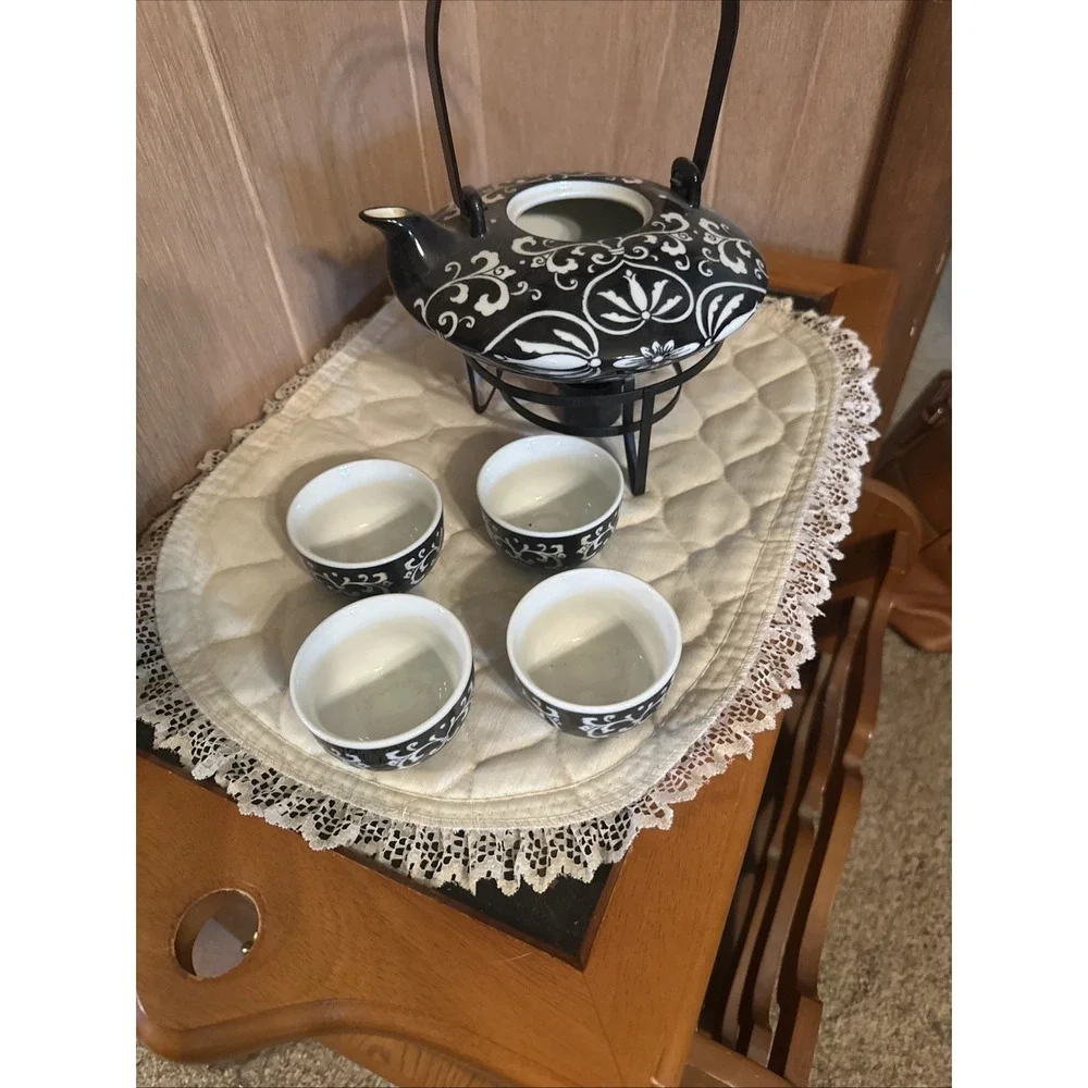 4 Black And White World Market Tea Cups, Pot And Stand Warmer For Teapot